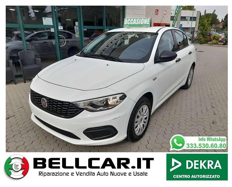 Bianco Usata 2017 Fiat Tipo Easy Tre volumi | 10.400 € (Buon prezzo) - Immagine 1/4