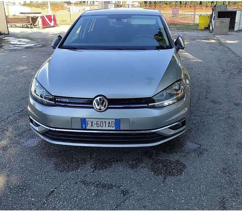 Usata VW Golf VII Executive 131 CV (96 kW) 2019 Berlina