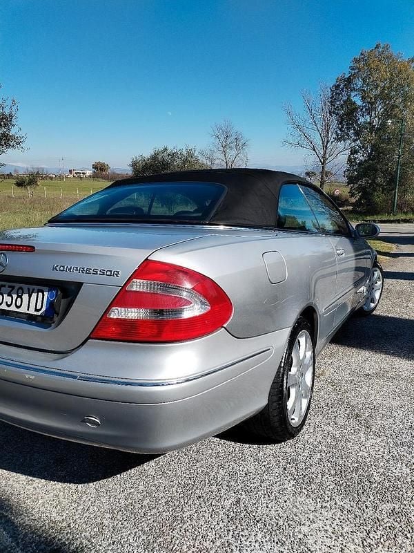 Usata Mercedes CLK200 2006 Grigio Cabrio