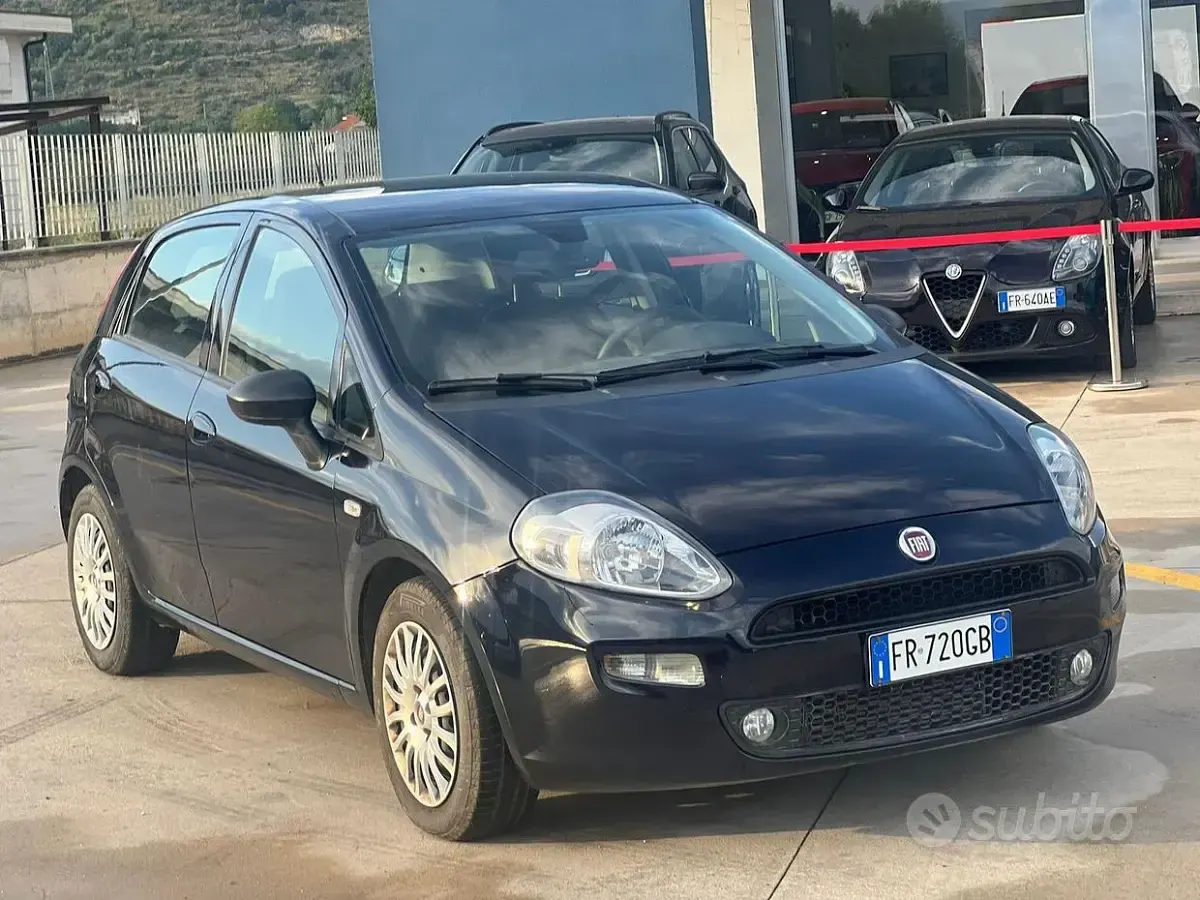 Usata Fiat Punto Evo S 95 CV (69 kW) 2018 Blu Utilitaria