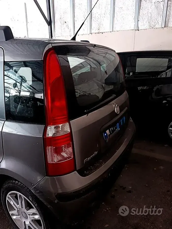 Usata Fiat Panda 69 CV (50 kW) 2010 Grigio Utilitaria