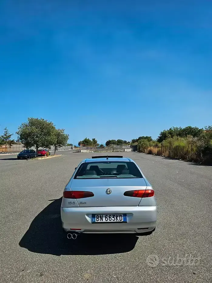 Usata Alfa Romeo 166 Distinctive 226 CV (166 kW) 2000 Grigio Berlina