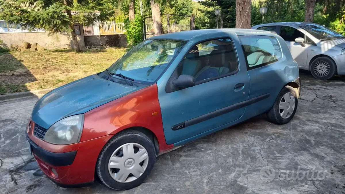 Usata Renault Clio 65 CV (47 kW) 2003 Utilitaria