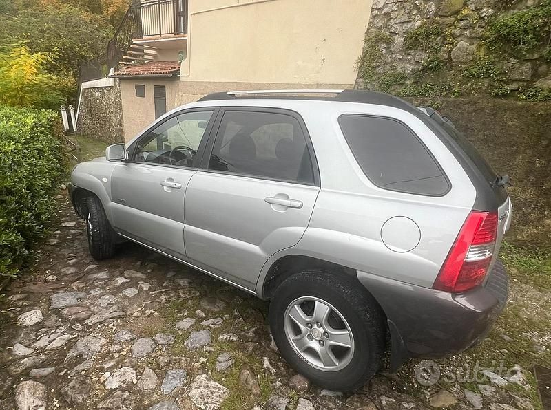 Usata Kia Sportage 141 CV (103 kW) 2007 Grigio SUV