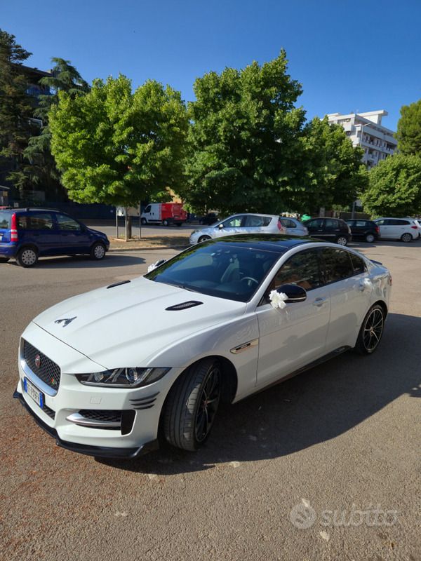 Bianco Usata 2016 Jaguar XE R-Sport Tre volumi | 18.500 € (Buon prezzo) - Immagine 1/4