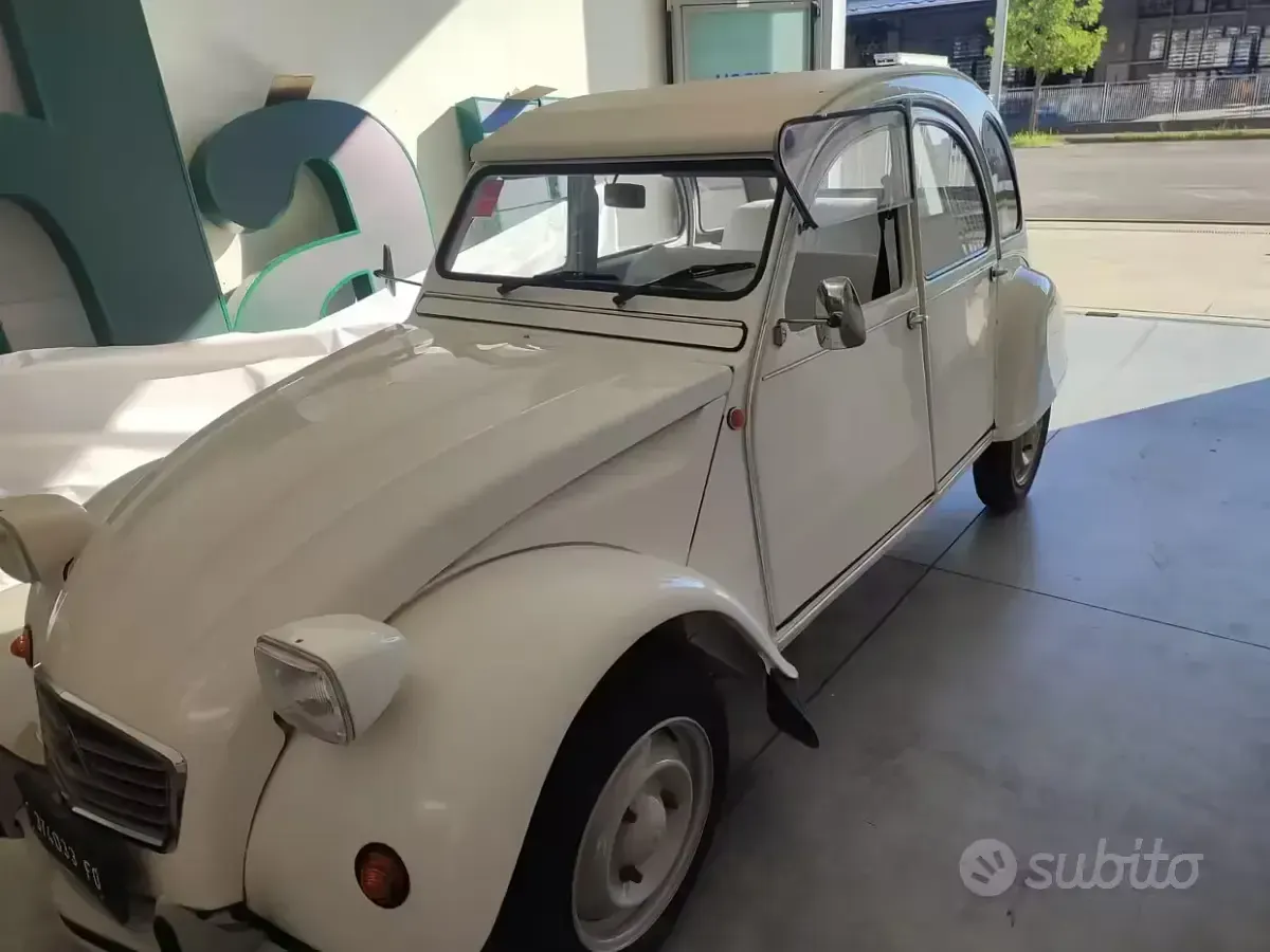 Usata Citroën 2CV 1970 Bianco Berlina