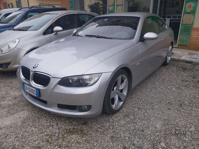 Usato 2009 BMW 330 3.0 Diesel 245 CV (5.500 €)