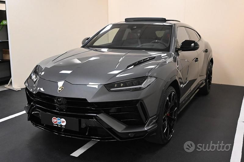Usata Lamborghini Urus 666 CV (489 kW) 2023 Grigio SUV