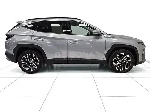 Nuova Hyundai Tucson 179 CV (131 kW) 2026 Grigio SUV
