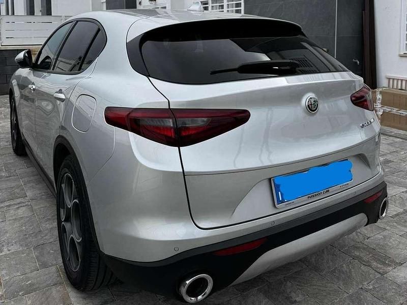 Usata Alfa Romeo Stelvio 160 CV (117 kW) 2021 Argento SUV