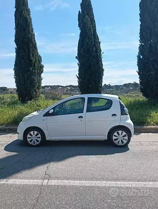 Usata Citroën C1 68 CV (50 kW) 2011 Bianco Utilitaria