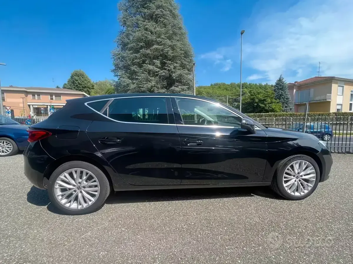 Usata Seat Leon XCELLENCE 150 CV (110 kW) 2020 Nero Berlina