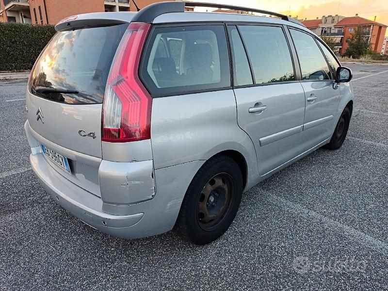 Usata Citroën Grand C4 Picasso 2010 Grigio Monovolume