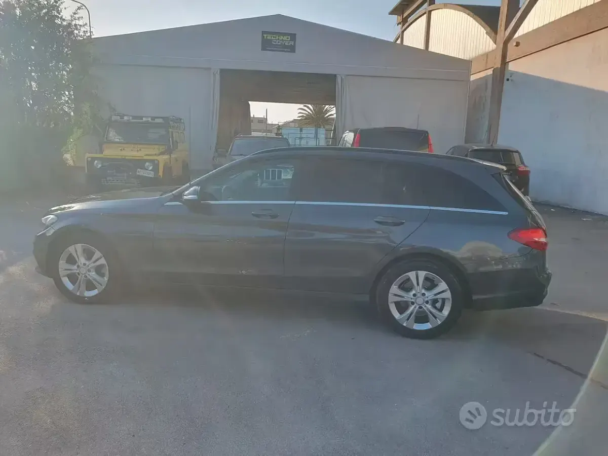 Usata Mercedes C180 Executive 116 CV (85 kW) 2015 Grigio Station wagon