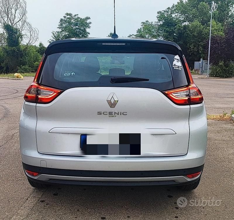 Usata Renault Grand Scénic IV 120 CV (88 kW) 2020 Grigio Monovolume