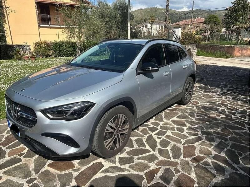 Usata Mercedes GLA180 Advanced Plus 136 CV (100 kW) 2024 SUV