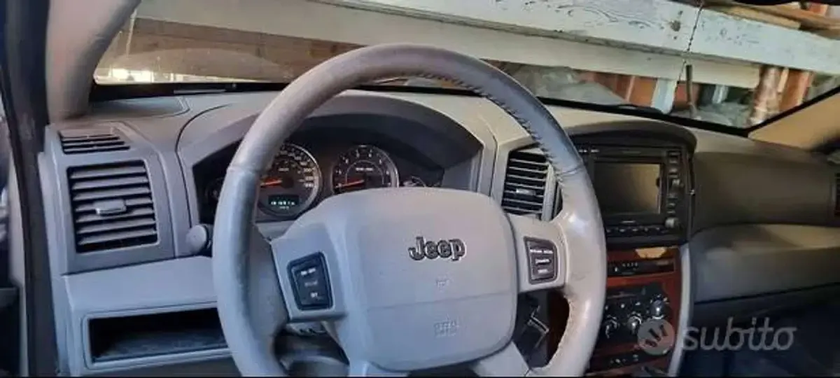 Usata Jeep Grand Cherokee Limited 218 CV (160 kW) 2006 Argento SUV