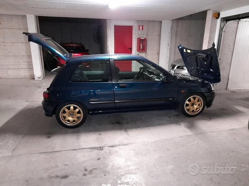 Usata Renault Clio 1994 Blu Utilitaria