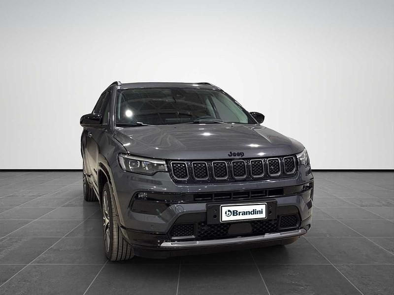 Usata Jeep Compass Summit 131 CV (96 kW) 2025 Graphite grey SUV