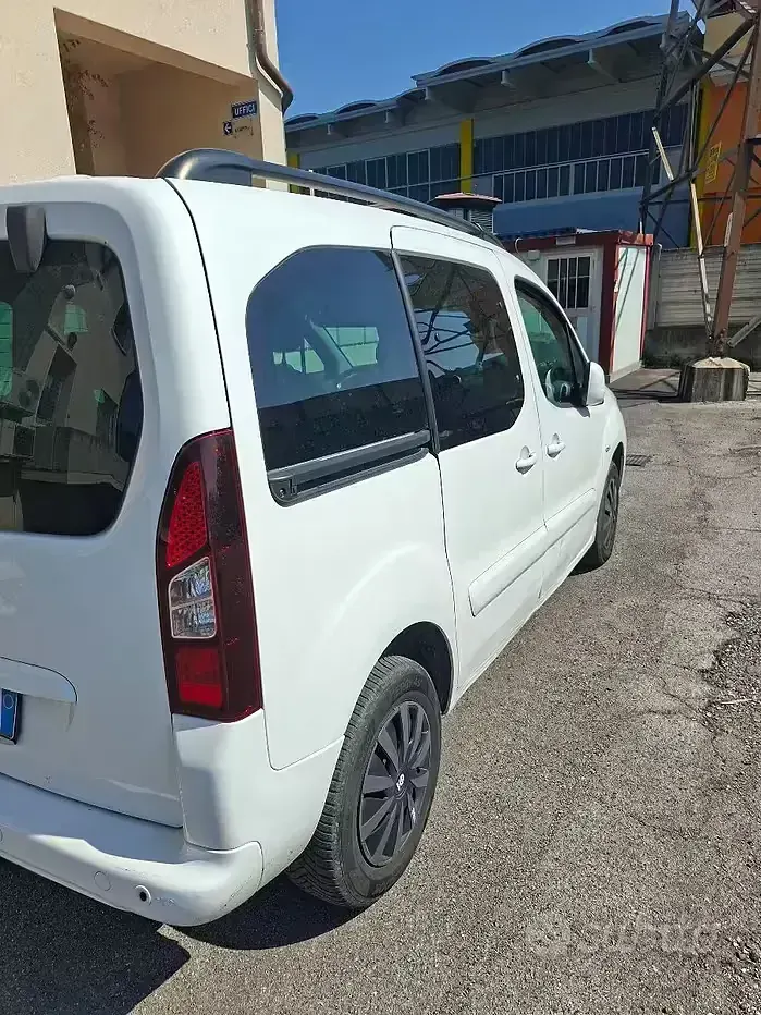 Usata Peugeot Partner 120 CV (88 kW) 2016 Bianco Monovolume
