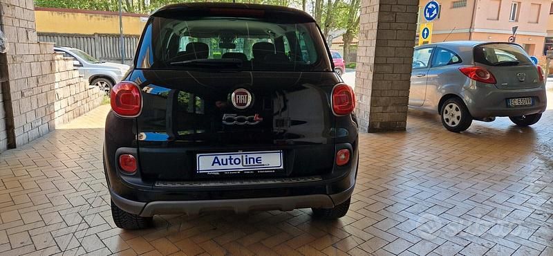 Usata Fiat 500L Trekking 105 CV (77 kW) 2015 Nero Monovolume