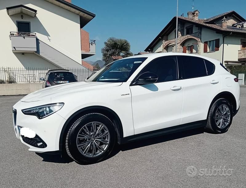 Usata Alfa Romeo Stelvio 190 CV (139 kW) 2022 Bianco SUV