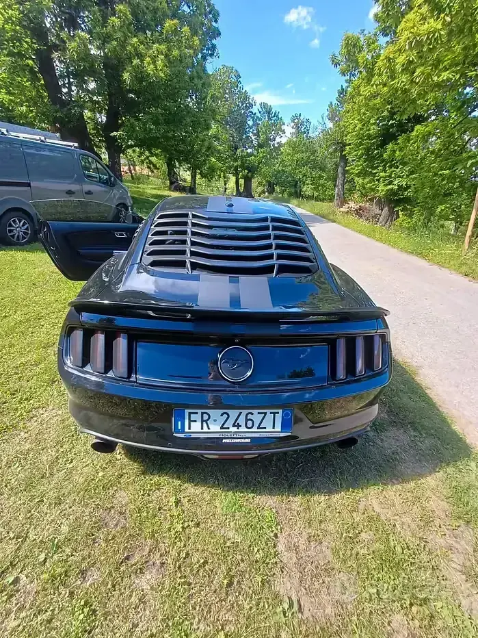 Usata Ford Mustang 290 CV (213 kW) 2018 Nero Coupé