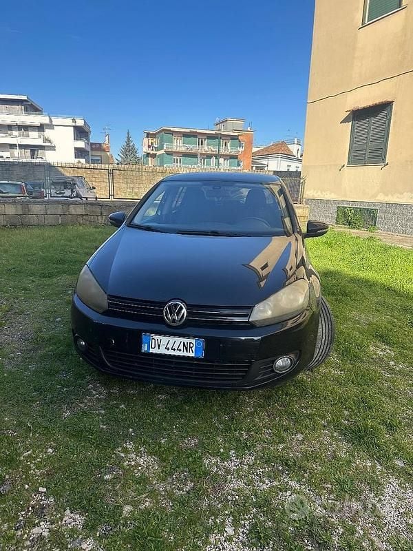 Usata VW Golf VI 102 CV (75 kW) 2009 Nero Utilitaria