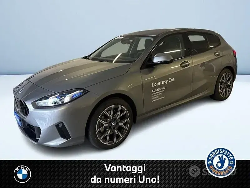 Usata BMW 118 Comfort Edition 150 CV (110 kW) 2025 Grigio Utilitaria