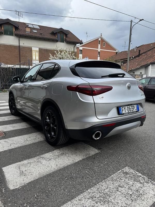 Usata Alfa Romeo Stelvio Business 210 CV (154 kW) 2019 Grigio SUV