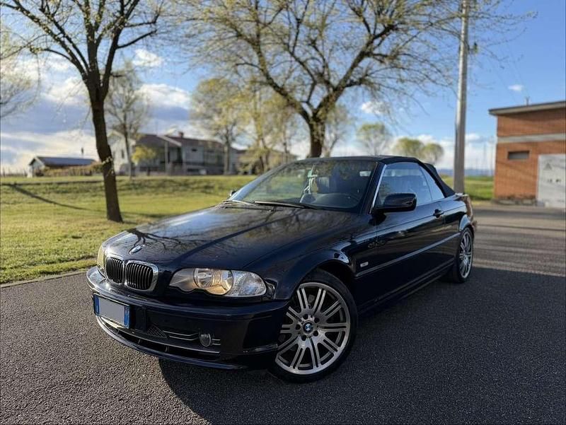 Usata BMW 330 Cabriolet 231 CV (169 kW) 2001 Blu Cabrio