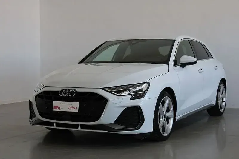 Usata Audi A3 S-Line 150 CV (110 kW) 2024 Berlina