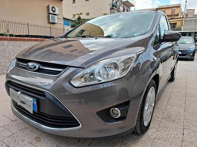 Usata Ford C-MAX Titanium 115 CV (84 kW) 2014 Grigio Monovolume