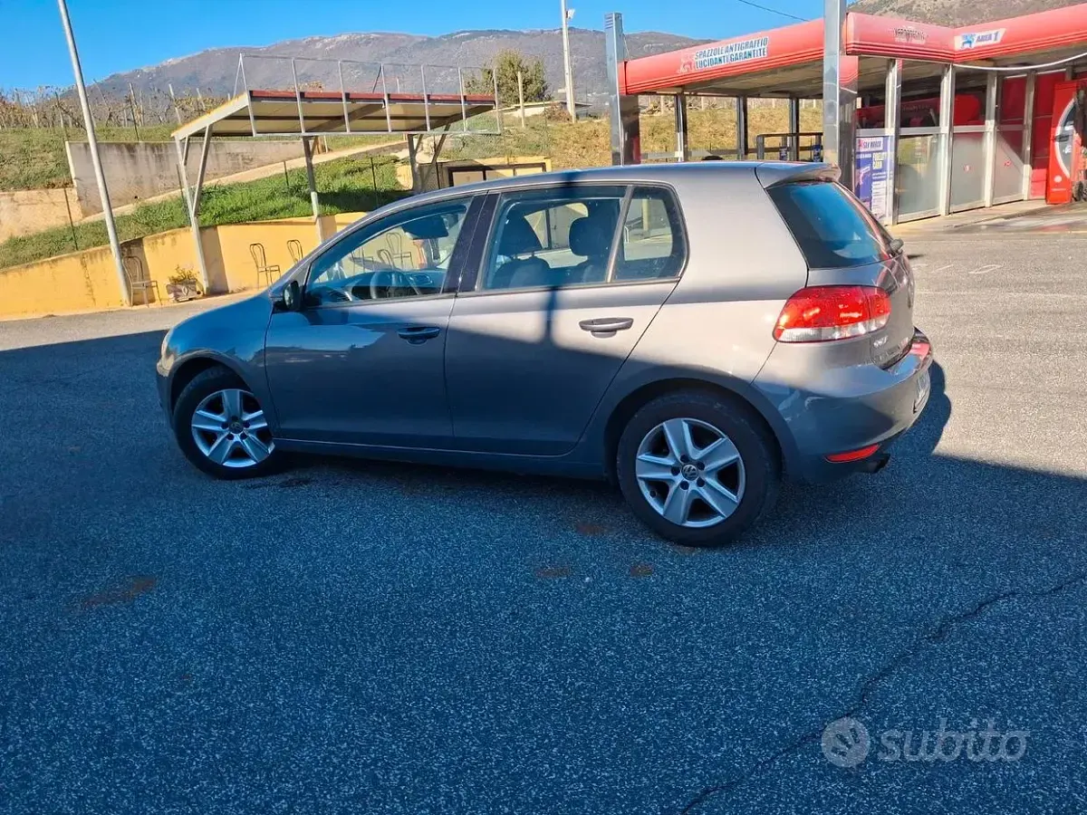 Usata VW Golf VI 110 CV (80 kW) 2009 Grigio Berlina