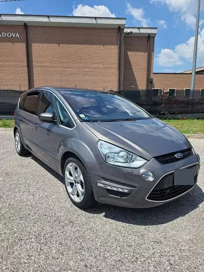 Usata Ford S-MAX S 163 CV (119 kW) 2013 Grigio Monovolume