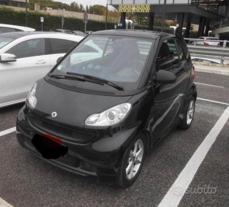 Usata Smart ForTwo Coupé 54 CV (39 kW) 2011 Nero Coupé