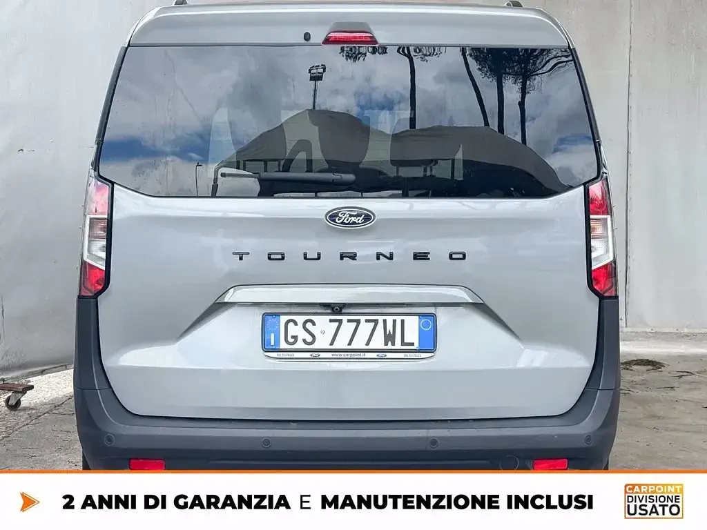 Usata Ford Tourneo Courier Titanium 126 CV (92 kW) 2024 Solar silver  Monovolume