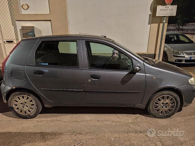 Usata Fiat Punto 2005 Grigio Utilitaria