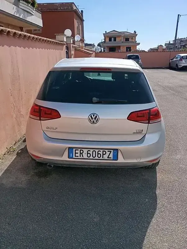 Usata VW Golf VII Comfortline 105 CV (77 kW) 2013 Berlina