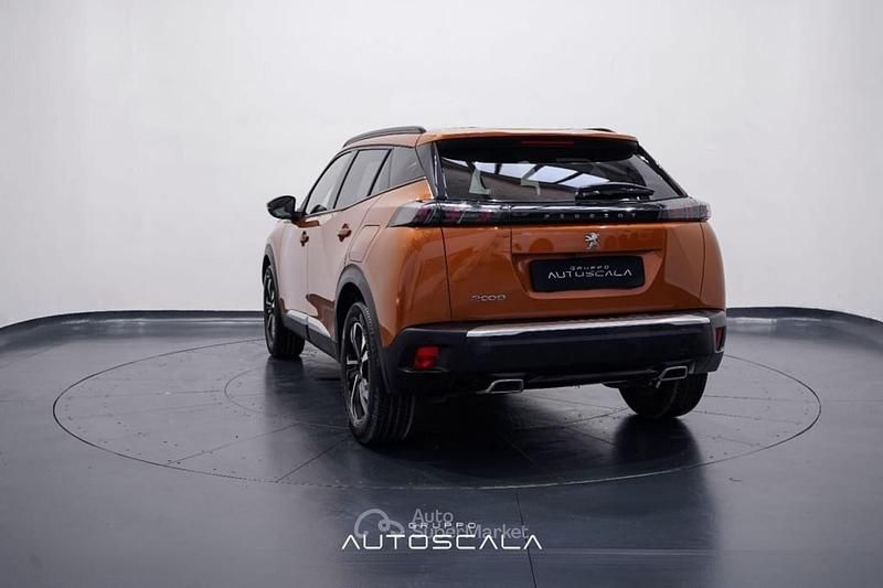 Usata Peugeot 2008 Allure 131 CV (96 kW) 2021 Arancione SUV
