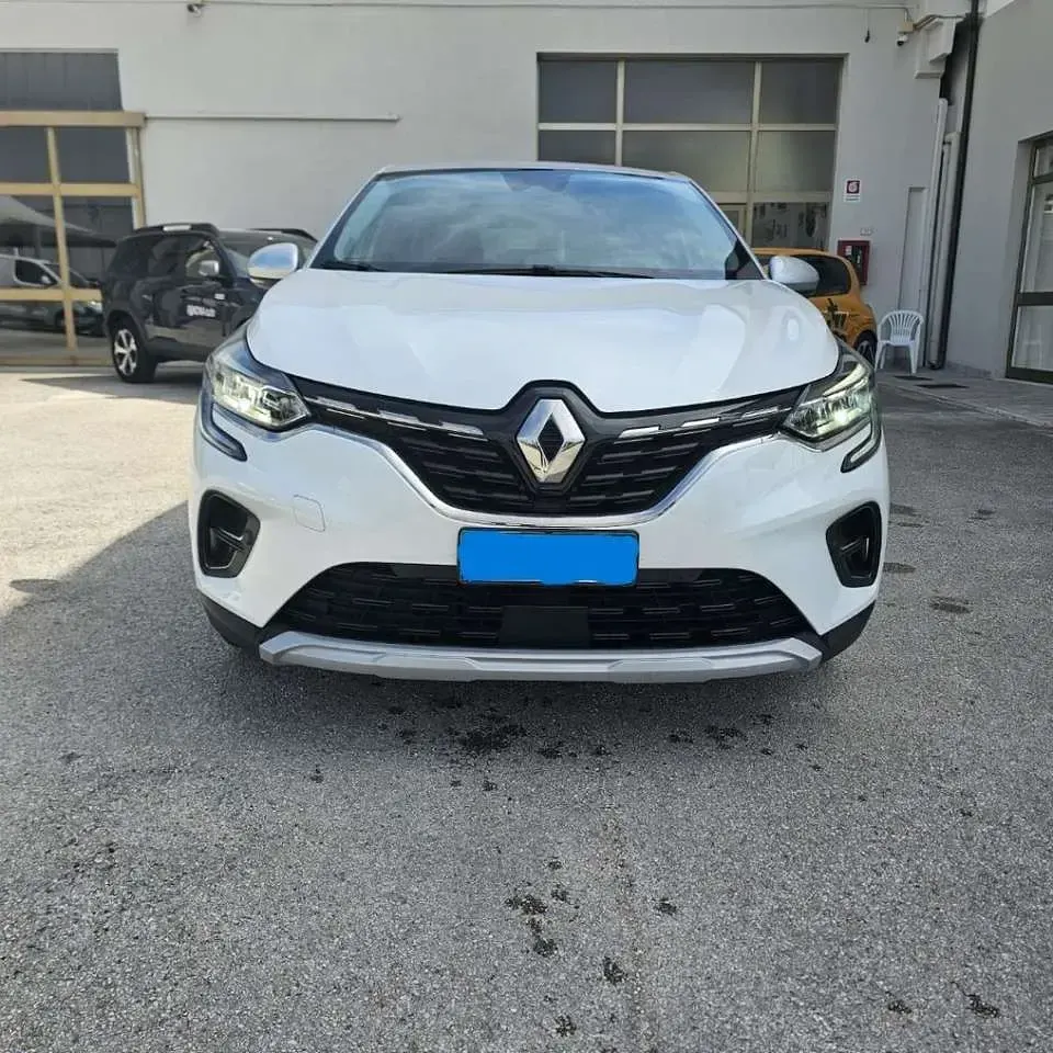 Usata Renault Captur Intens 160 CV (117 kW) 2021 Bianco SUV