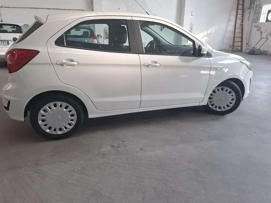 Usata Ford Ka Plus 71 CV (52 kW) 2019 Bianco Utilitaria