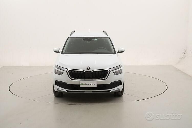 Usata Skoda Kamiq Ambition 110 CV (80 kW) 2022 Bianco SUV