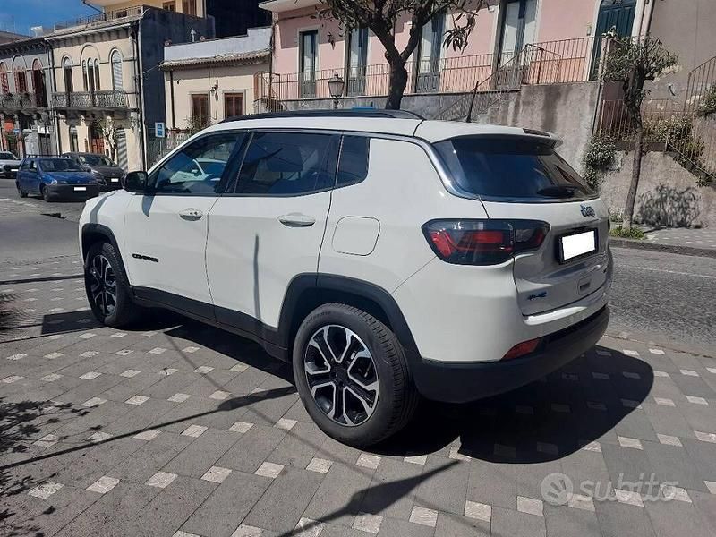 Usata Jeep Compass Limited 190 CV (139 kW) 2022 Bianco SUV
