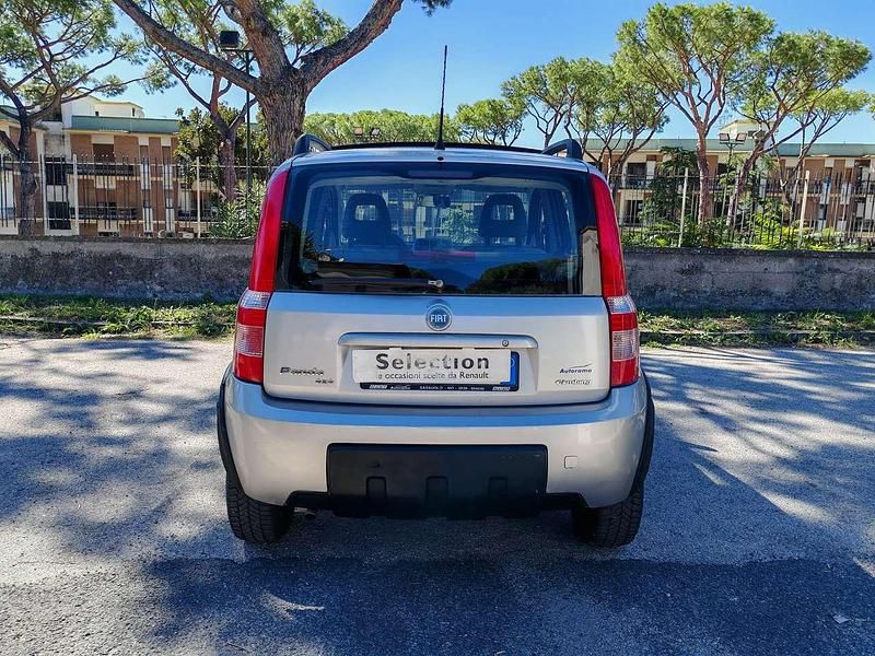 Usata Fiat Panda 4x4 Climbing 60 CV (44 kW) 2005 Argento Utilitaria