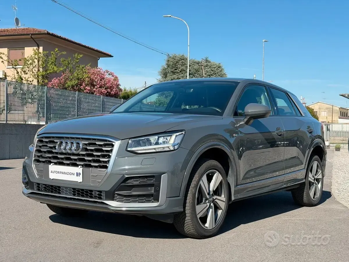 Usata Audi Q2 S-Line 150 CV (110 kW) 2018 Grigio SUV
