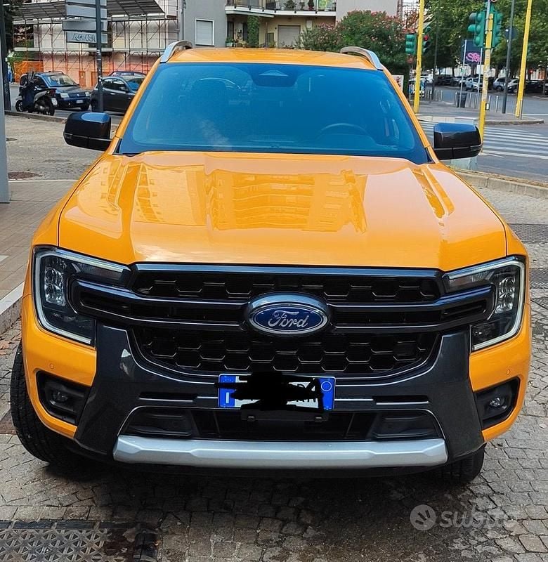 Giallo Usata 2024 Ford Ranger Pick-up | 43.000 € (Cara) - Immagine 1/4