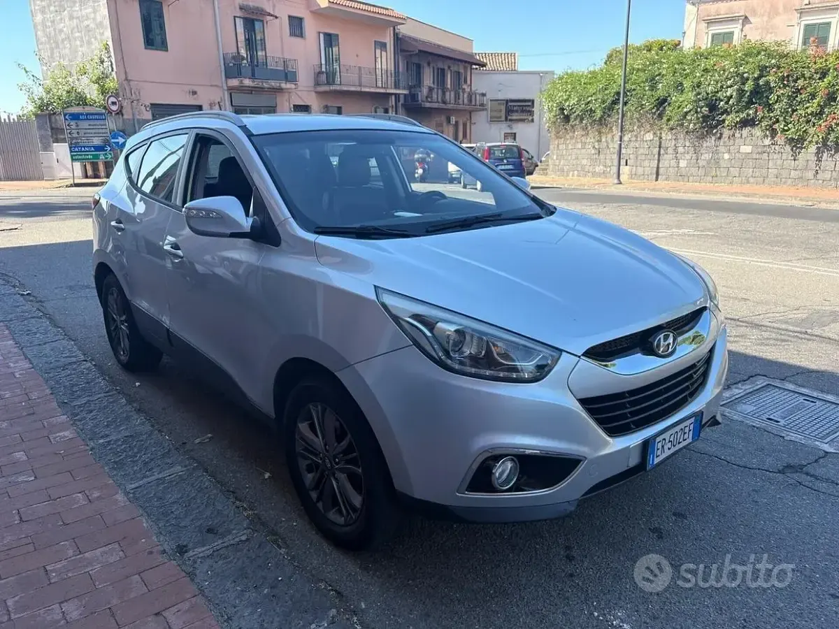 Usata Hyundai ix35 Xpossible 115 CV (84 kW) 2014 Grigio SUV
