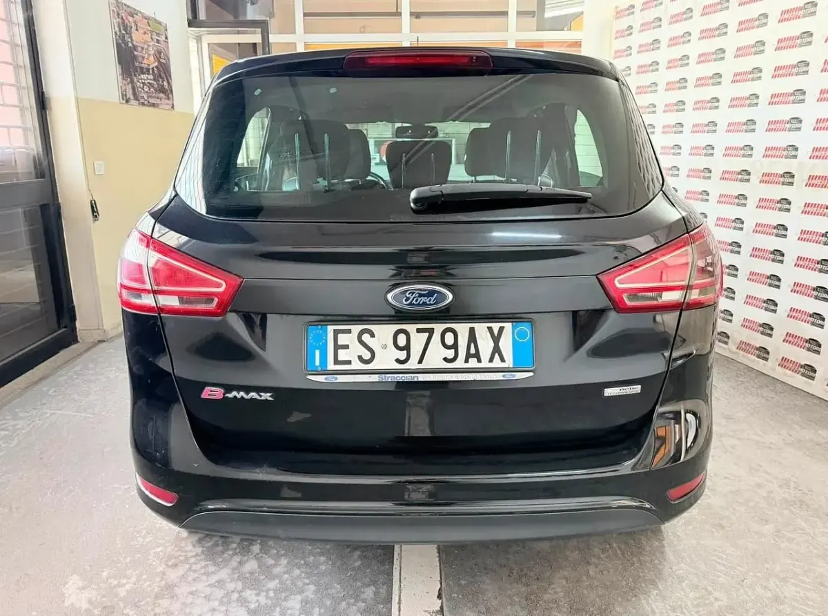 Usata Ford B-MAX Titanium 75 CV (55 kW) 2013 Nero Monovolume