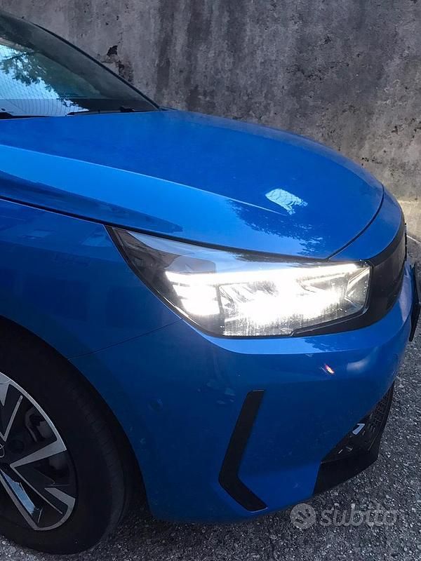 Usata Opel Corsa 69 CV (50 kW) 2024 Blu Berlina
